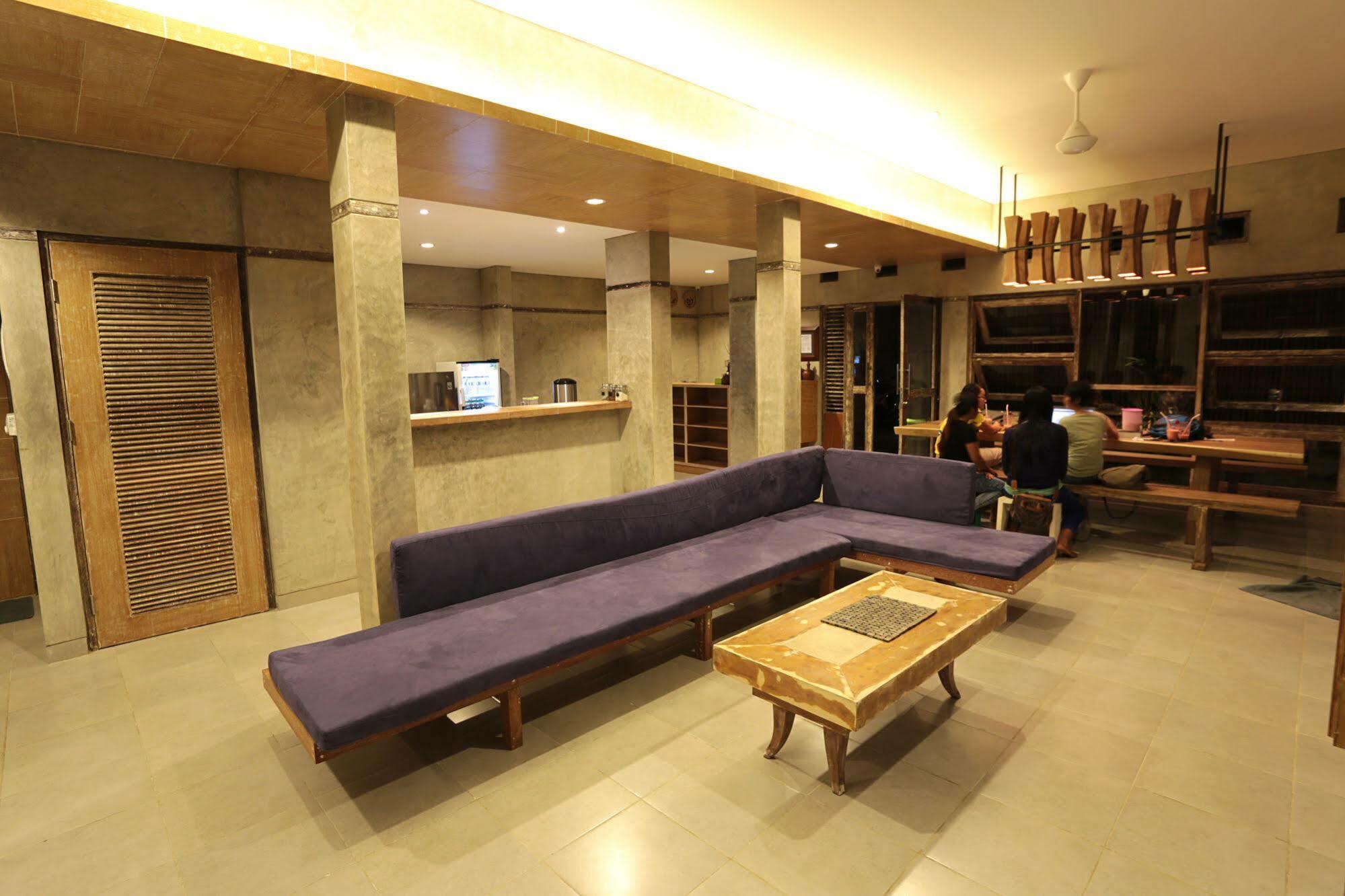 Lokal Bali Hostel Kuta Lombok Εξωτερικό φωτογραφία
